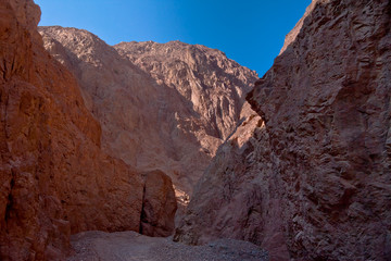 Wakacje w Egipcie. Kanion na pustyni