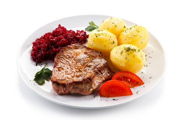 Roast steak with potatoes