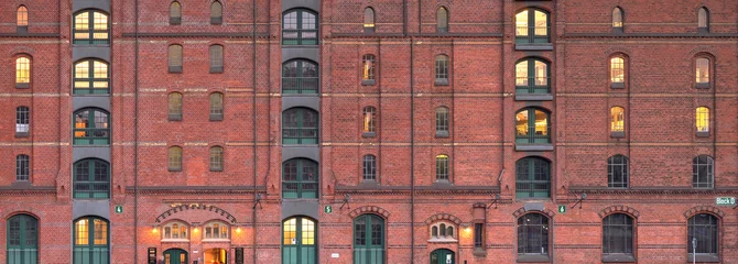 Fassadendeteil UNESCO Welterbe Speicherstadt in Hamburg entzerrt © Carl-Jürgen Bautsch
