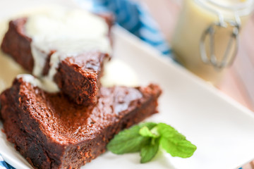 gâteau au chocolat avec Crème anglaise 5