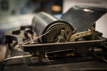 The mechanism of a old and vinage typewriter