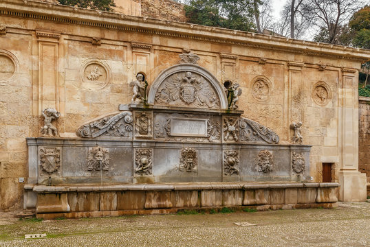Pilar de Carlos V in Alhambra, Granada, Spain