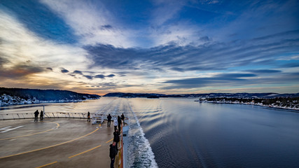 Wintermorgen im Fjord 