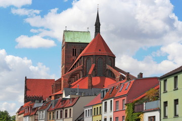Fototapeta premium Wismar, Altstadt mit Nikolaikirche