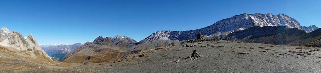 Fototapeta premium Looking from Col de la Seigne towards Italy