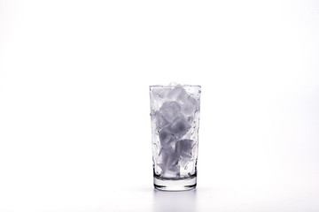 01153 Ice water in the glass (3)

