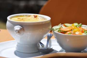 オニオンスープ