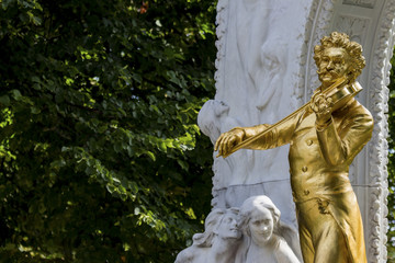 Obraz premium Österreich, Wien, Johann Strauß Denkmal