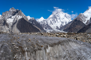 Fototapeta premium K2 mountain behind Vigne glacier, K2 trek, Pakistan
