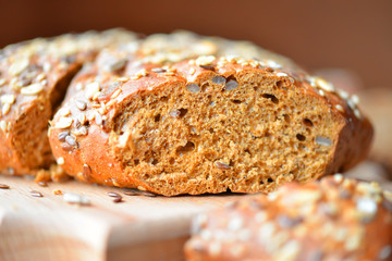 Whole grain bread with sunflower seeds, flax and grain
