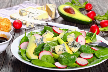 low carb delicious salad on a platter