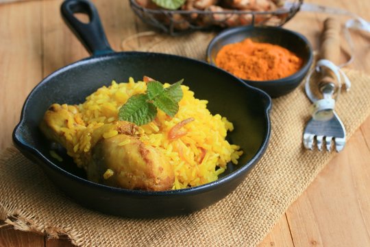 biryani rice  with chicken