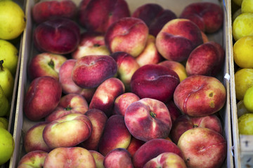 Peaches in a vegetable shop