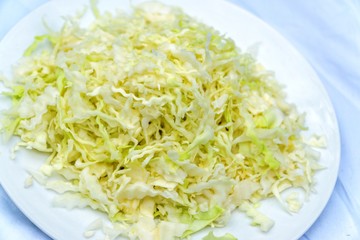 Shredded white cabage