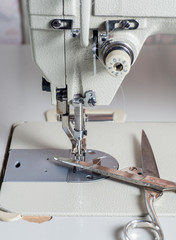 industrial sewing machine