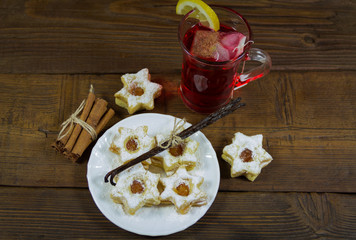 Vanilla cake with vanilla sticks