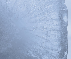 Texture and structure of ice