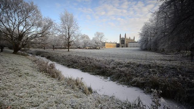 UK, England, Cambridge, The Backs, King's College Chapel in Winter