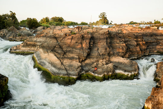 Li Phi waterfall at Don Khon Island