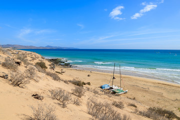 Catamarans on Sotavento beach and windsurfers on ocean water, Jandia peninsula, Fuerteventura, Canary Islands, Spain