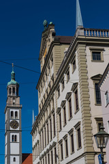 Rathaus Augsburg Seitenansicht Hochformat