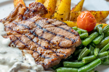 organic pork chop with green beans