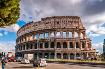 Fototapeta na wymiar Le Colisée à Rome, Latium, Rome
