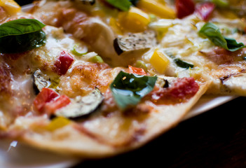Fresh vegetables pizza