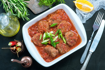 meat balls with sauce