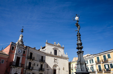 Fototapeta na wymiar Popoli historical downtown in a sunny day