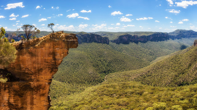 Hanging Rock and  Grose Valley in the Blue Mountains, Australia, seen from the Baltzer Lookout