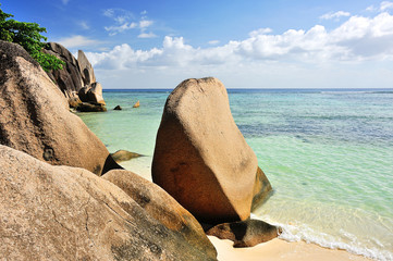 Fototapeta na wymiar Sea View Source d'Argent, Beach on Island La Digue, Seychelles