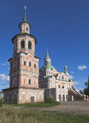 Fototapeta na wymiar Belltower with the church of Simeon Stylites in Veliky Ustyug, Vologda region, Russia