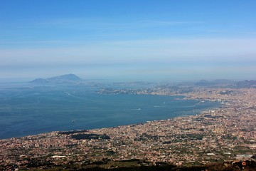 Sul cratere del Vesuvio © vincenzopeluso85