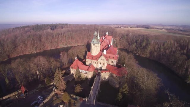 Zamek Czocha &ndash; przelot nad zamkiem 
