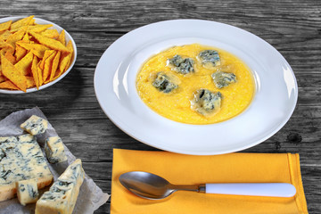 polenta iwith cheese and cornmeal crackers