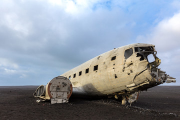Fototapeta na wymiar Plane Wreck Iceland