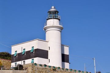 Faro sulla costa in Italia