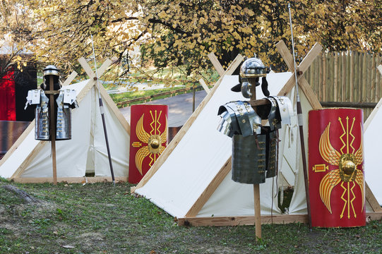 Roman military uniforms