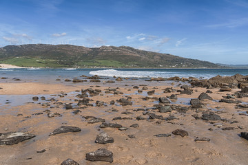 Playa de Valdevaqueros en el parque natural del Estrecho en Tarifa, Andalucía