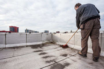 flat roof with roofing