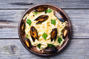 Pasta tagliatelle with mussels