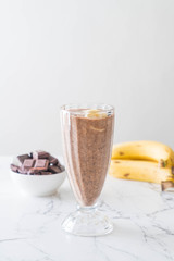chocolate banana milkshake