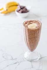chocolate banana milkshake