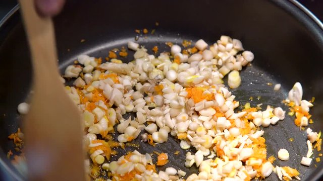 Sofrito de zanahoria,chile y champi&ntilde;ones