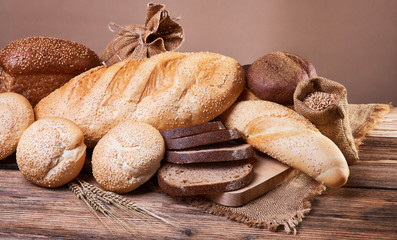 The range of baking on a wooden table