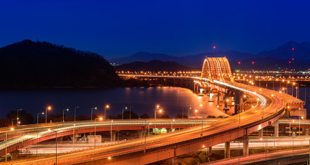 Fototapeta na wymiar Banghwa bridge at night,Korea