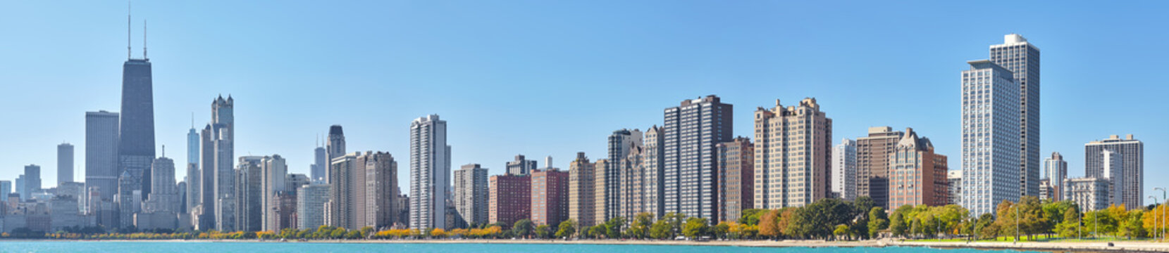 High quality panoramic picture of Chicago waterfront skyline, Illinois, USA.