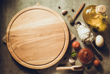 pizza cutting board at table