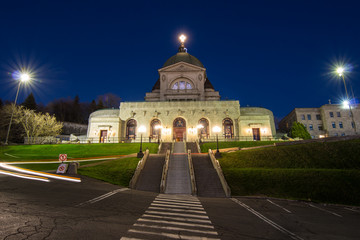 SAINT JOSEPH’S ORATORY AT BLUE HOUR